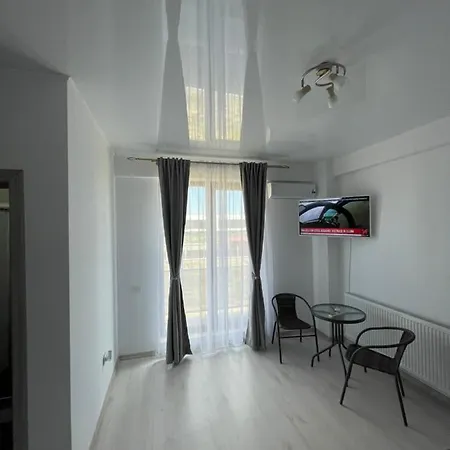 Sea La Vie Apartment Navodari