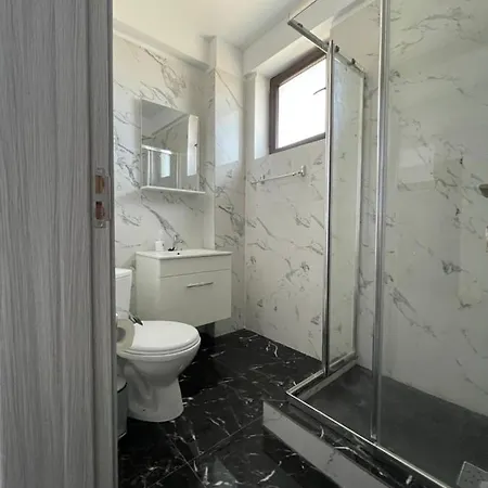 Sea La Vie Apartment Navodari